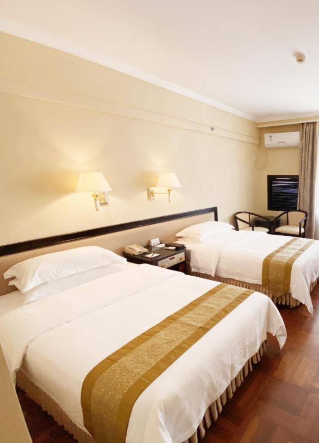 Ming Wah International Convention Centre Hotel Шънджън Екстериор снимка