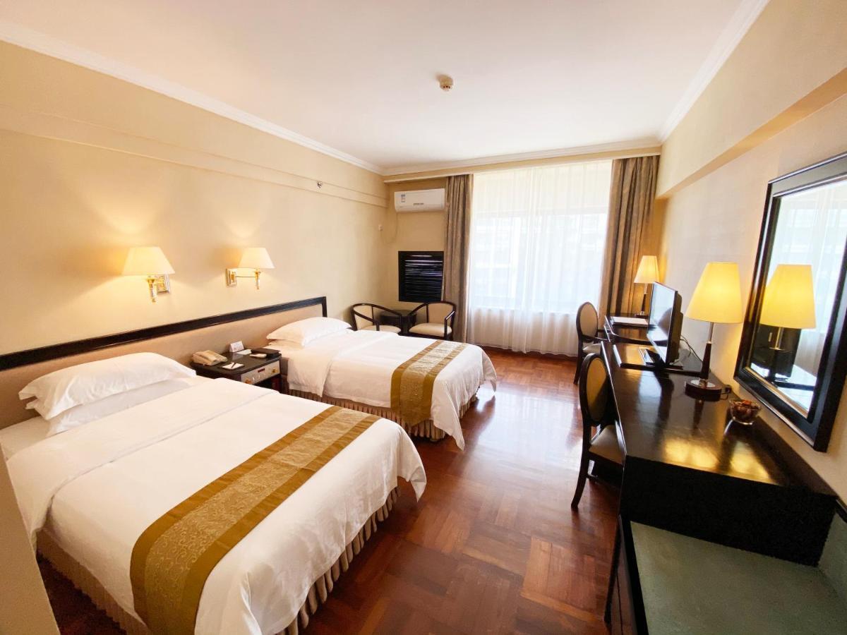 Ming Wah International Convention Centre Hotel Шънджън Екстериор снимка