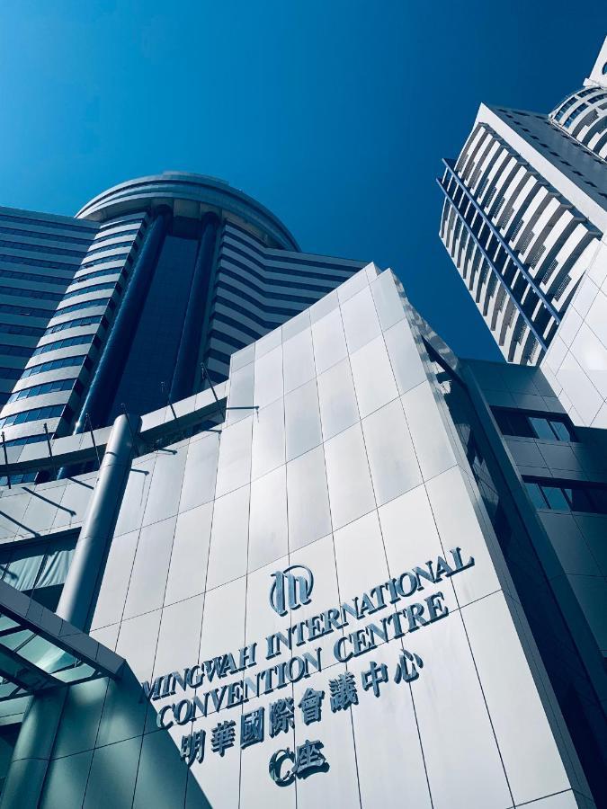 Ming Wah International Convention Centre Hotel Шънджън Екстериор снимка